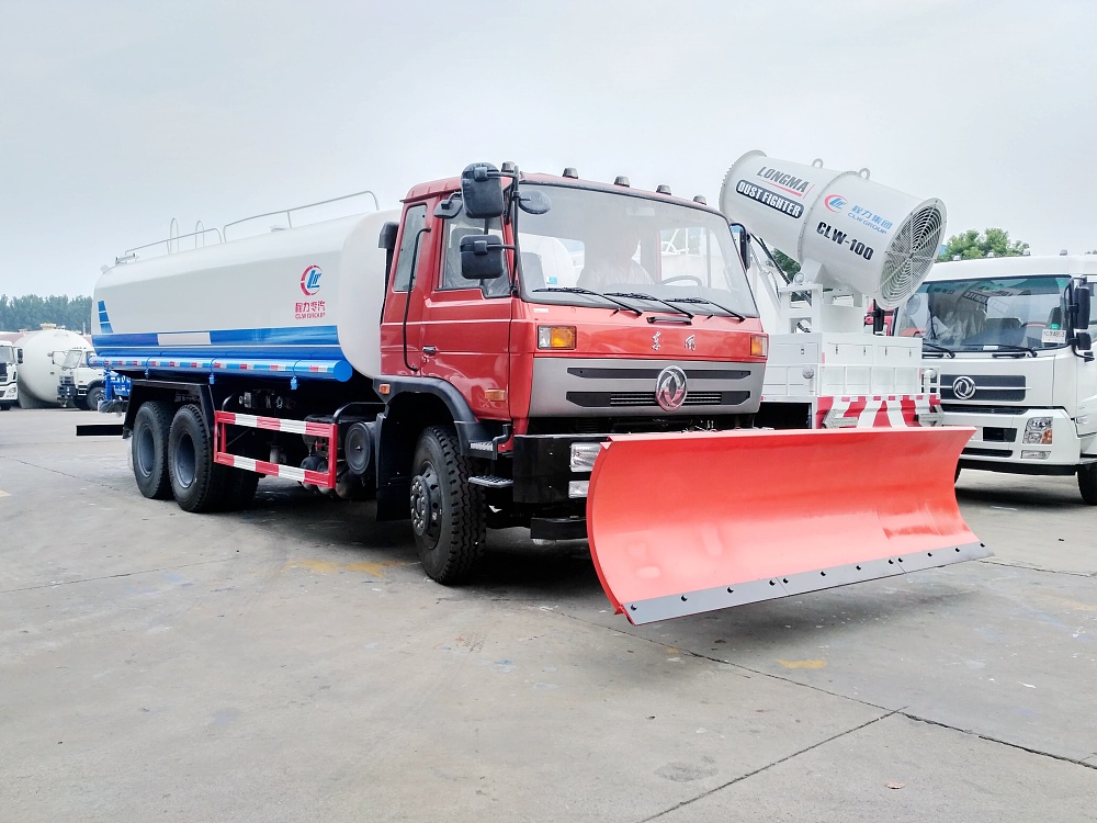 東風(fēng)后八輪大型灑水除雪車