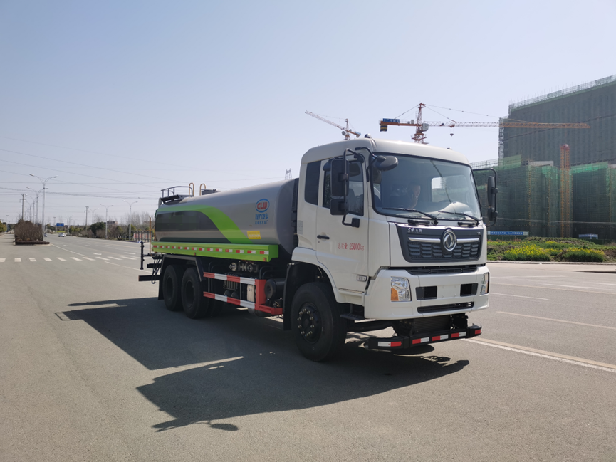 天錦后雙橋18.47方綠化噴灑車